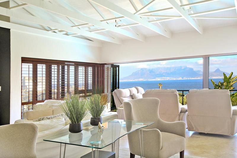 4 Bedroom Property for Sale in Bloubergstrand Western Cape